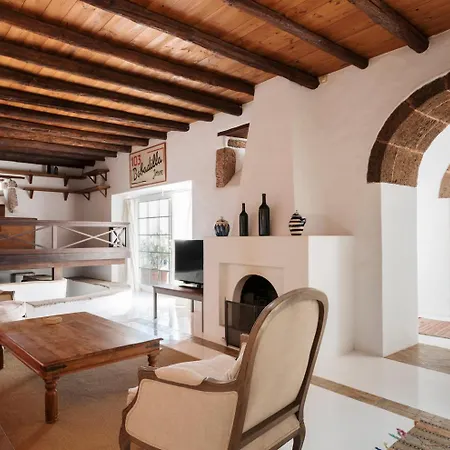 Casa árboles - Lanzarote Teguise (Lanzarote)